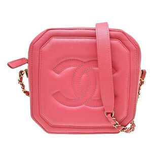 Chanel Timeless Cc Octagon Camera Case Quilted Lambskin Pink Leather Shoulder
